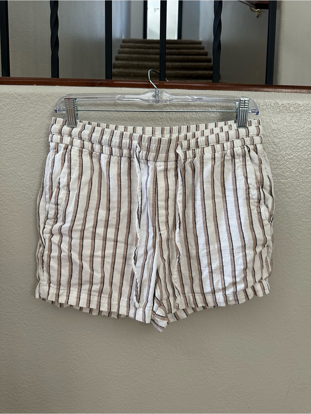 Old Navy Cream and Brown Striped High-Waist Women’s Shorts